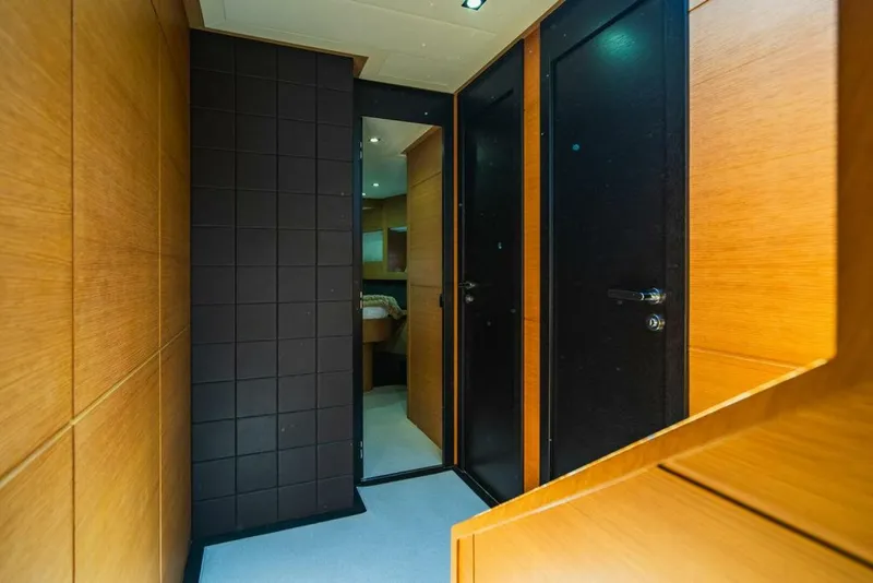 Slide: The Image of Pershing Motor Yacht 2011 - 3920755