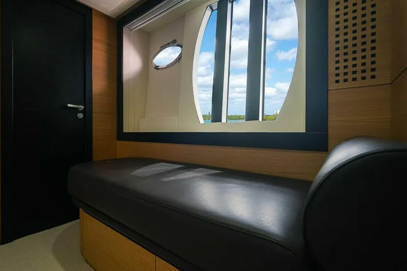 Slide: The Image of Pershing Motor Yacht 2011 - 3920758