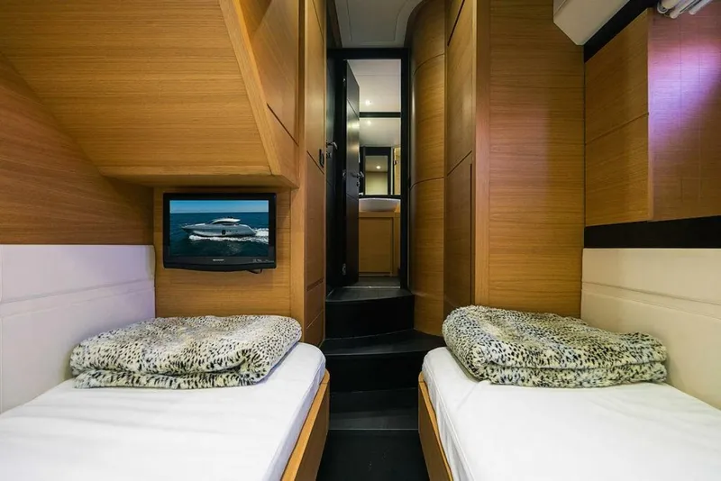 Slide: The Image of Pershing Motor Yacht 2011 - 3920766