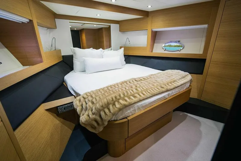 Slide: The Image of Pershing Motor Yacht 2011 - 3920770