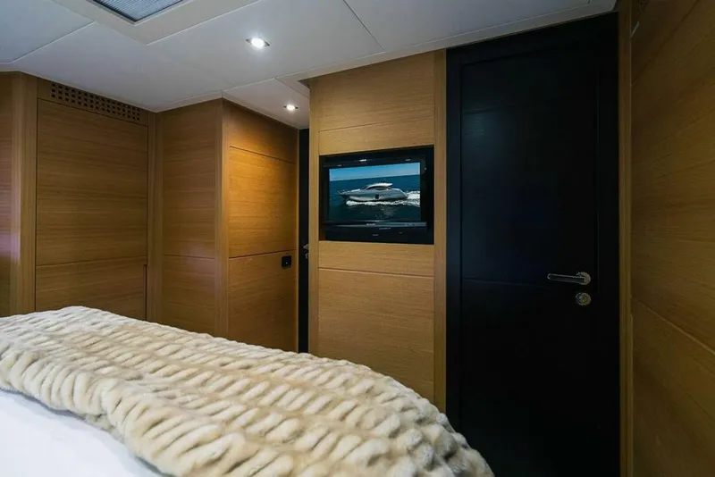 Slide: The Image of Pershing Motor Yacht 2011 - 3920771