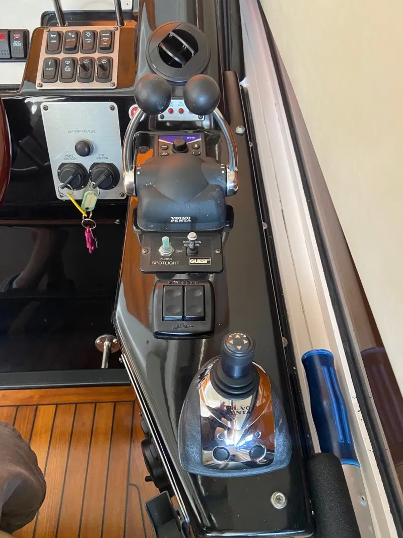 Slide: The Image of Regal 5260 2009 - 1457506