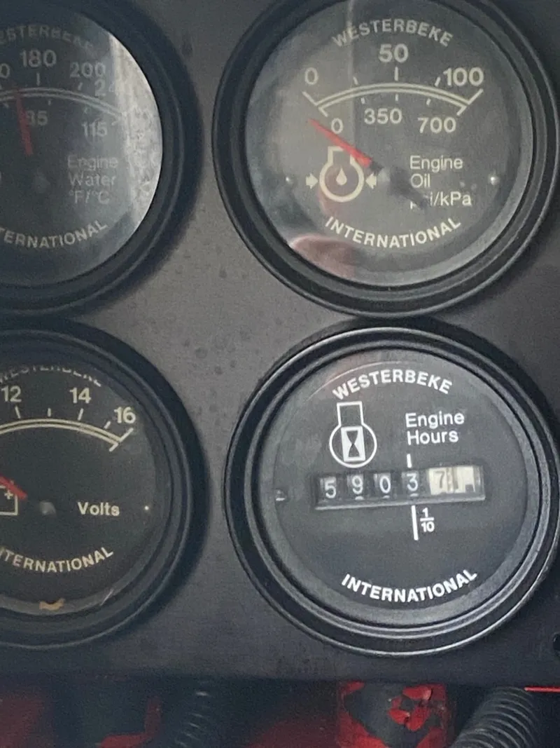 Slide: The Image of Regal 5260 2009 - 1457534