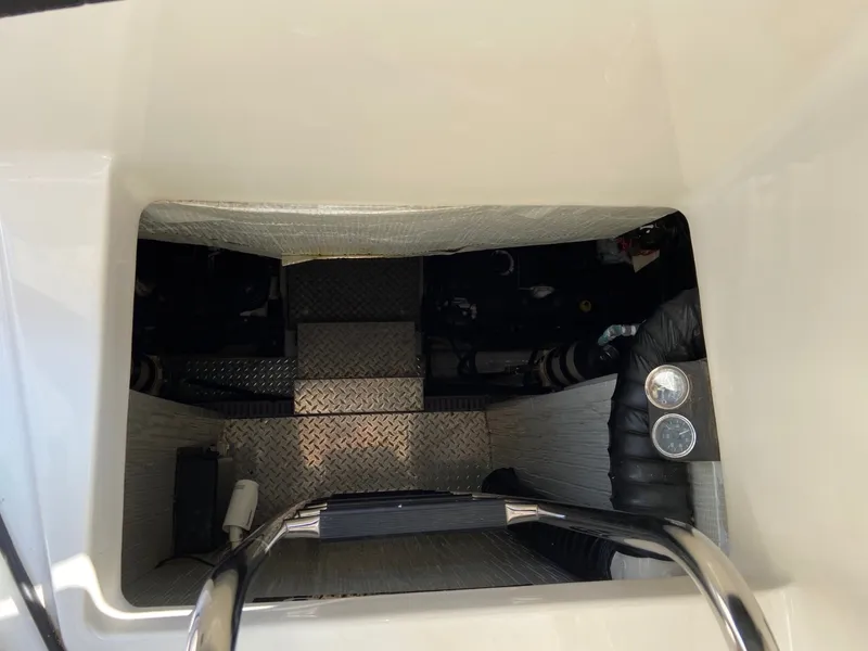 Slide: The Image of Regal 5260 2009 - 1457536