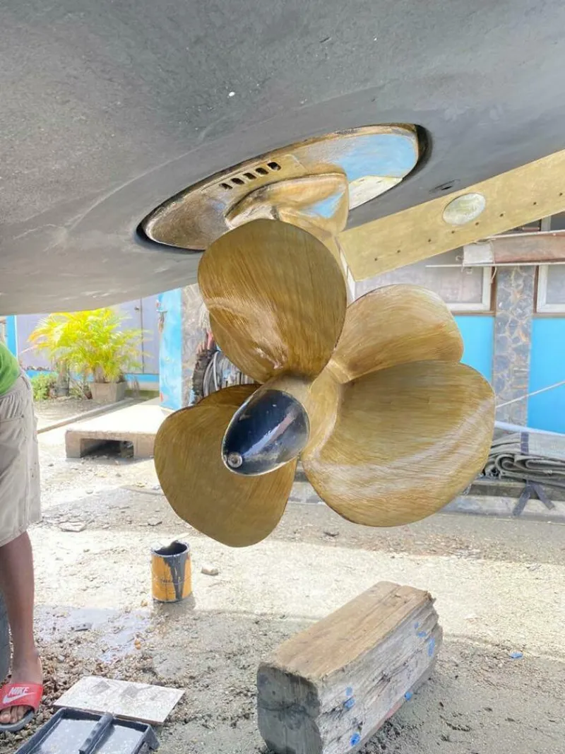 Slide: The Image of Regal 5260 2009 - 5422842