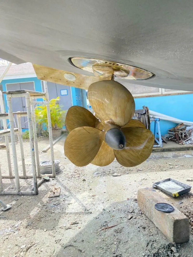 Slide: The Image of Regal 5260 2009 - 5422843