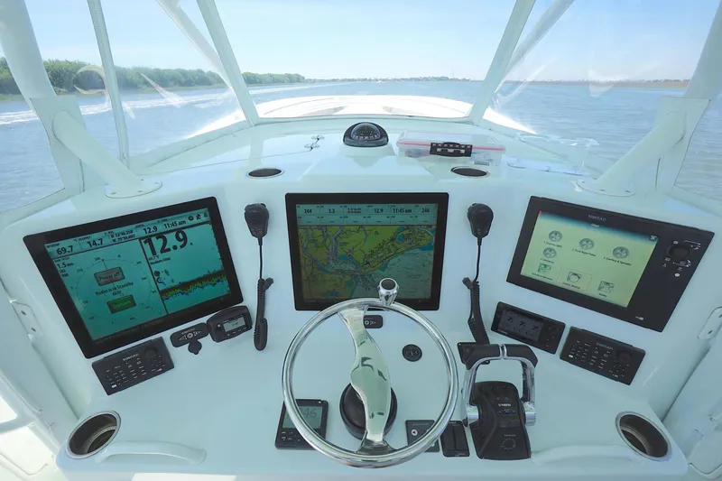 Slide: The Image of 2013 Yellowfin 42 - helm 2013 Yellowfin 42 Center Console - 1472160
