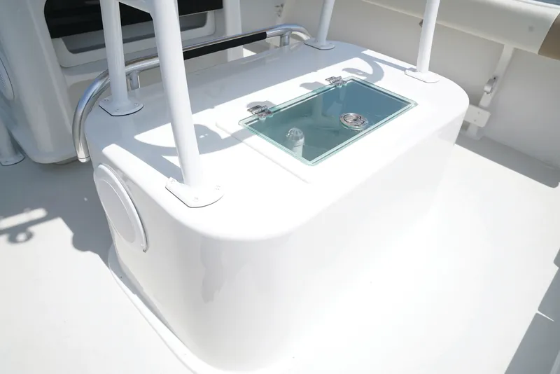 Slide: The Image of Parker Marine 210 Coastal - 8