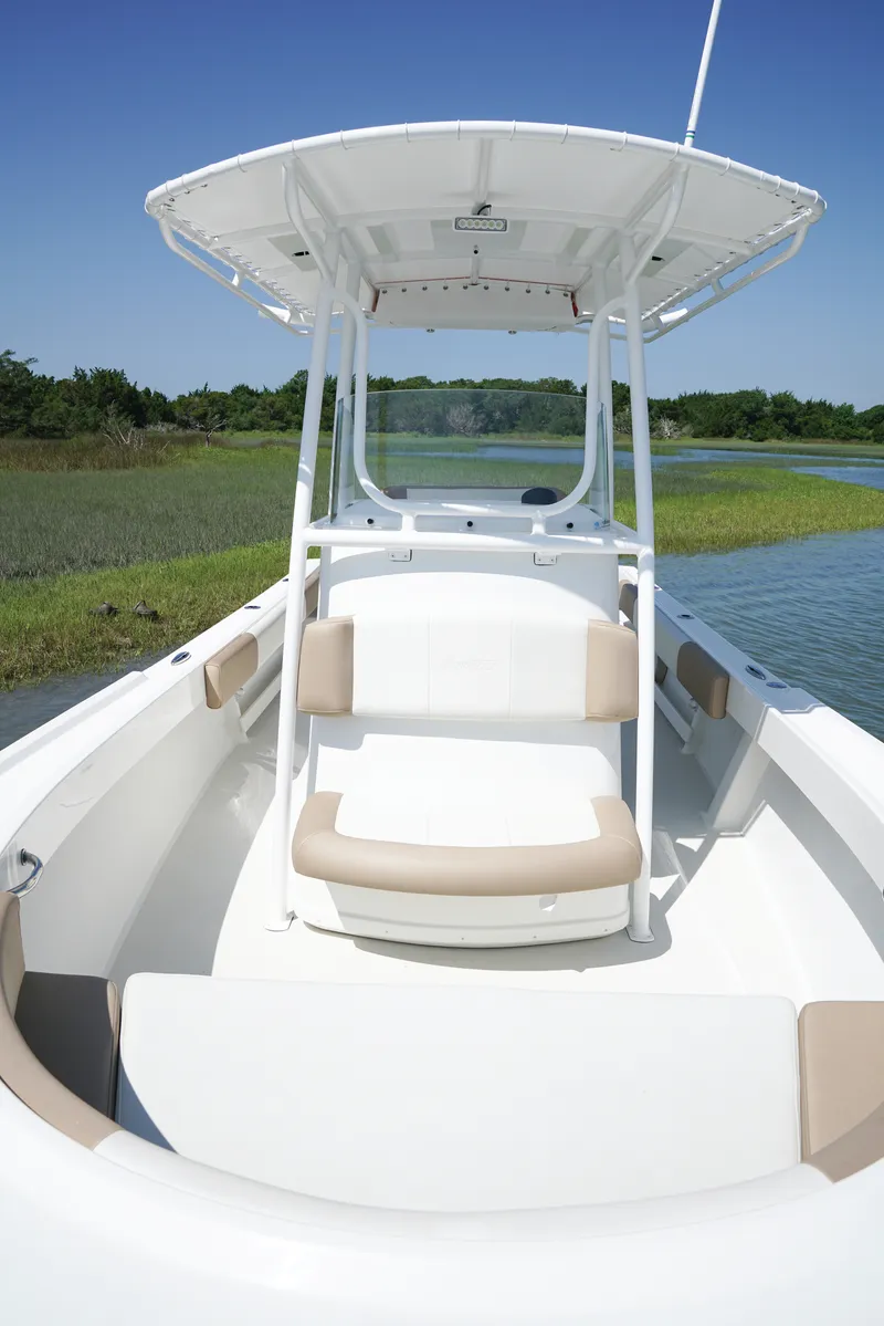 Slide: The Image of Parker Marine 230 Coastal Elite - 6
