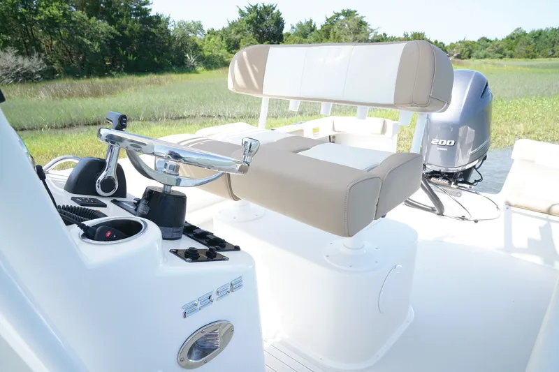 Slide: The Image of Parker Marine 230 Coastal Elite - 2