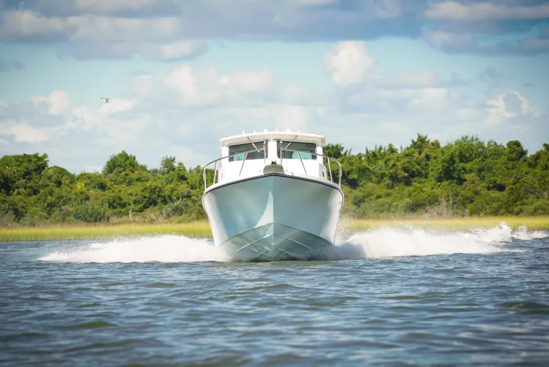 Slide: The Image of Parker Marine 287 Explorer - 1