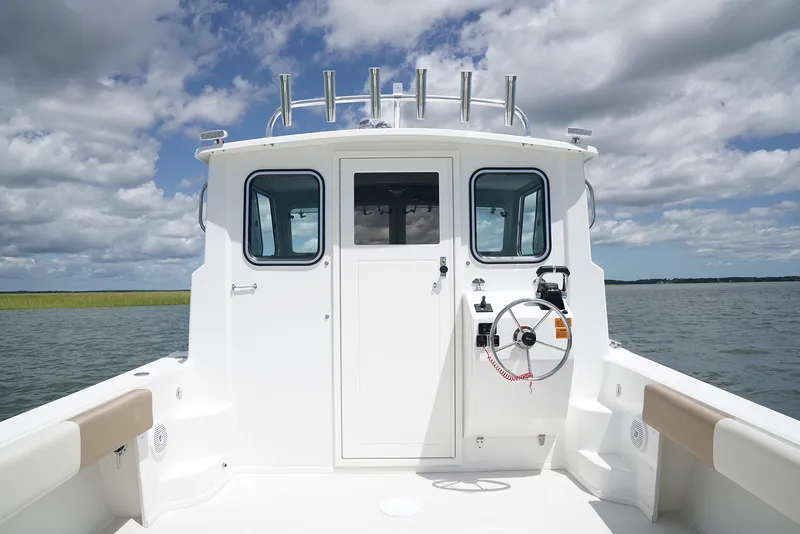 Slide: The Image of Parker Marine 287 Explorer - 8