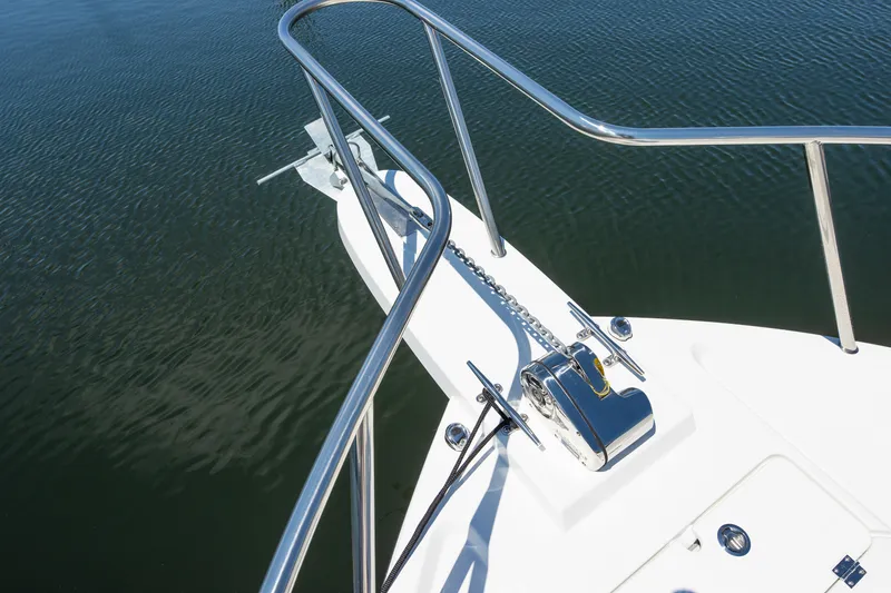 Slide: The Image of Parker Marine 287 Explorer - 13