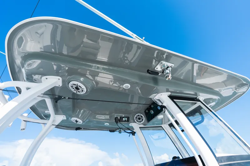 Slide: The Image of Sportsman 282 Open - 6