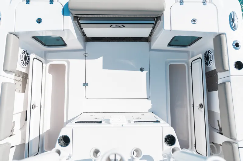 Slide: The Image of Sportsman 282 Open - 18