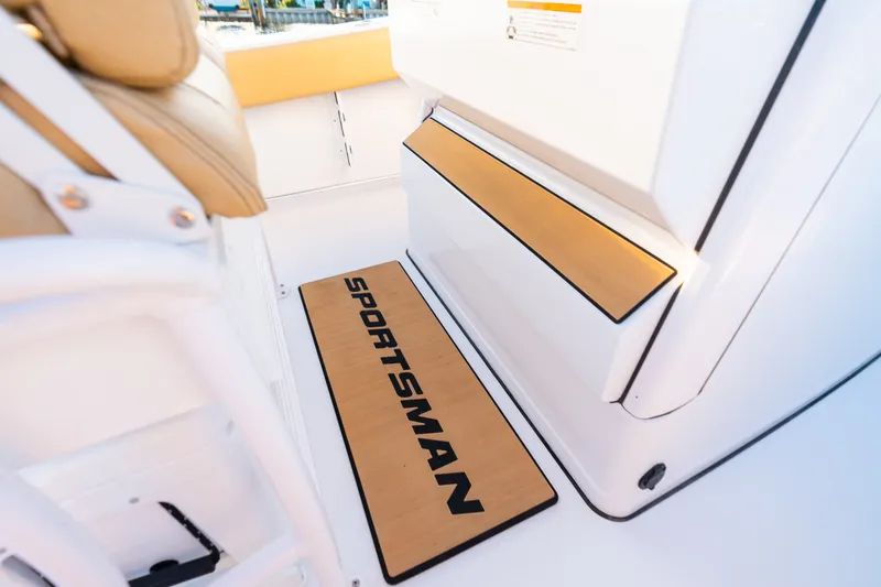 Slide: The Image of Sportsman 212 Open - 11