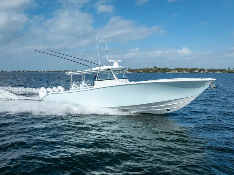 Slide: The Image of Yellowfin 42 Offshore - 1