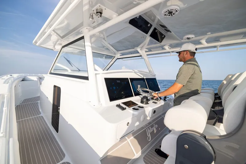 Slide: The Image of Yellowfin 54 Offshore - 12