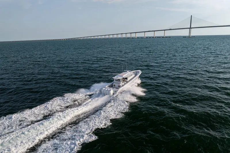 Slide: The Image of Yellowfin 54 Offshore - 8