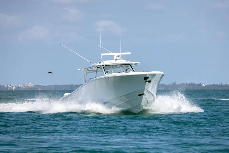 Slide: The Image of Yellowfin 54 Offshore - 2