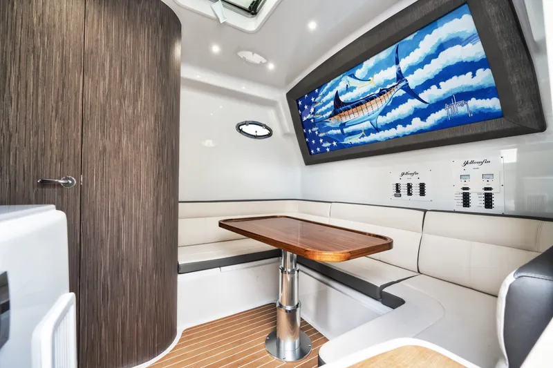 Slide: The Image of Yellowfin 54 Offshore - 19