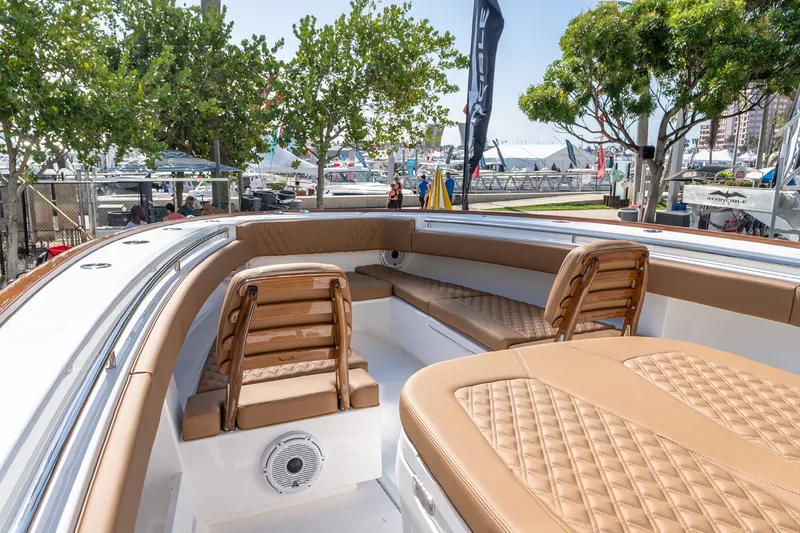 Slide: The Image of Invincible 39 Open Fisherman - 15