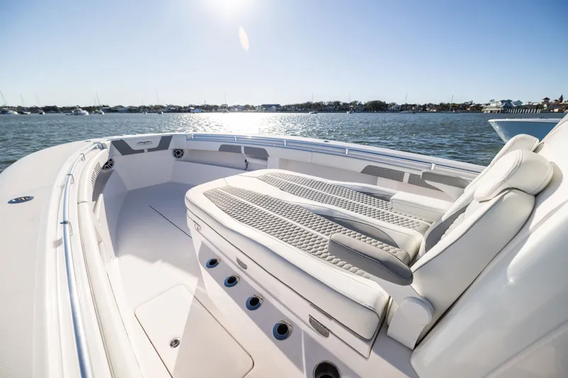 Slide: The Image of Invincible 39 Open Fisherman - 12
