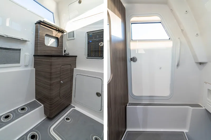Slide: The Image of Invincible 43 Open Fisherman - 10