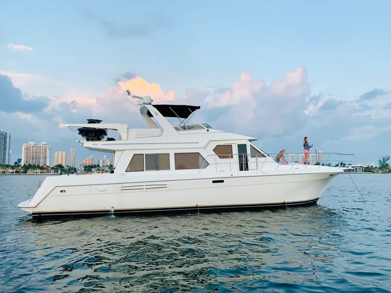 Slide: The Image of Navigator 5700 Rival 2003 - 1480996