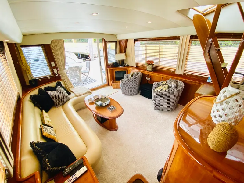 Slide: The Image of Navigator 5700 Rival 2003 - 1480853