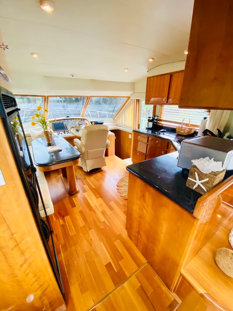 Slide: The Image of Navigator 5700 Rival 2003 - 1480871