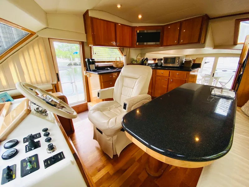 Slide: The Image of Navigator 5700 Rival 2003 - 1480877