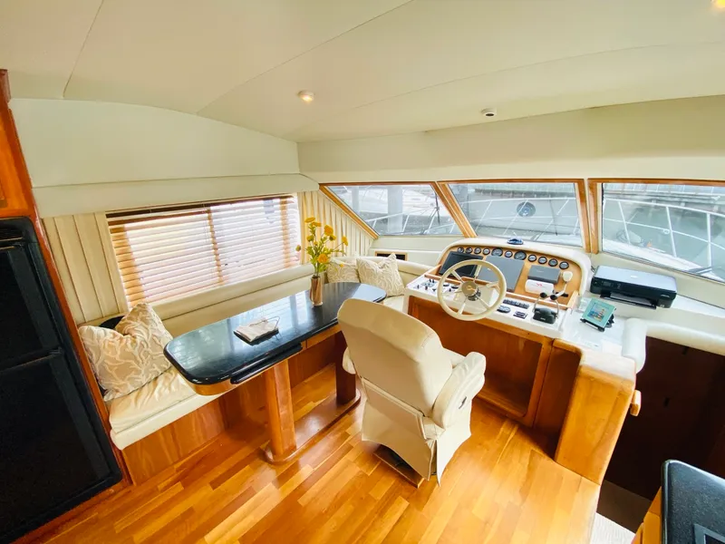 Slide: The Image of Navigator 5700 Rival 2003 - 1480879