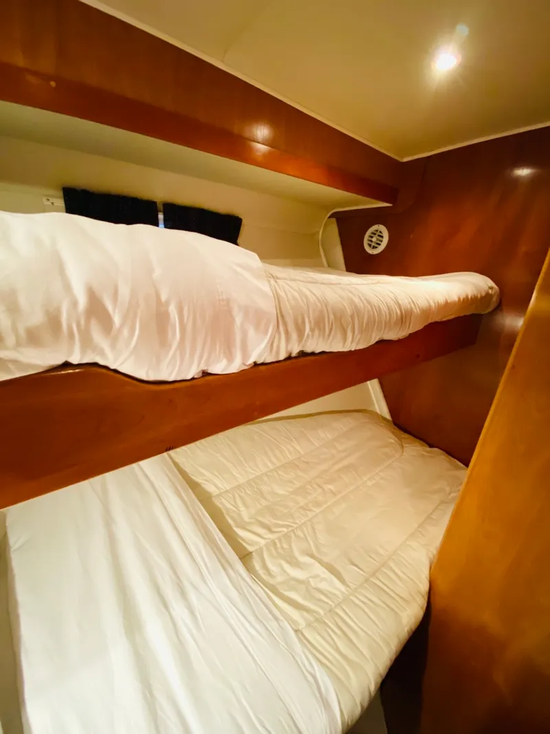 Slide: The Image of Navigator 5700 Rival 2003 - 1480893