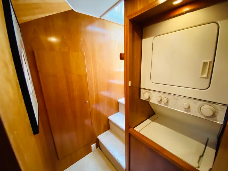 Slide: The Image of Navigator 5700 Rival 2003 - 1480896