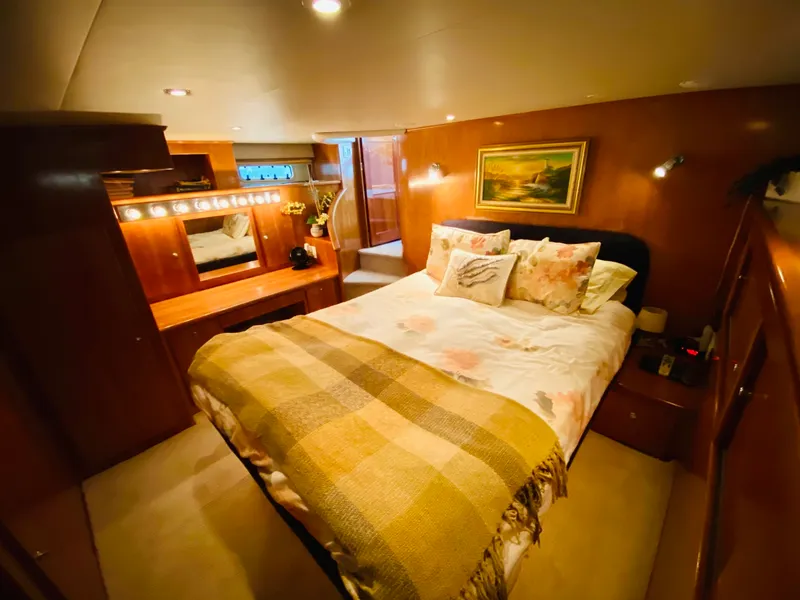 Slide: The Image of Navigator 5700 Rival 2003 - 1480899