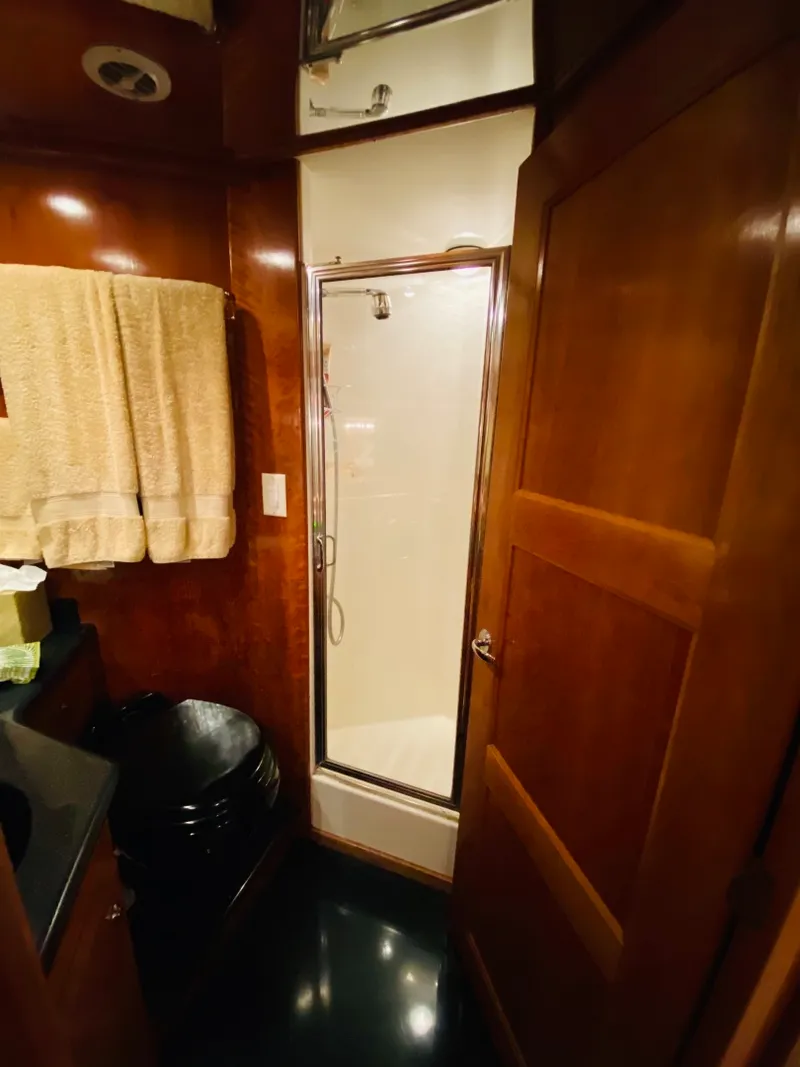 Slide: The Image of Navigator 5700 Rival 2003 - 1480903