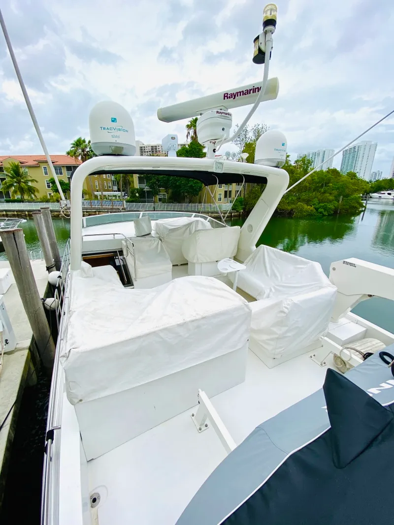 Slide: The Image of Navigator 5700 Rival 2003 - 1480914