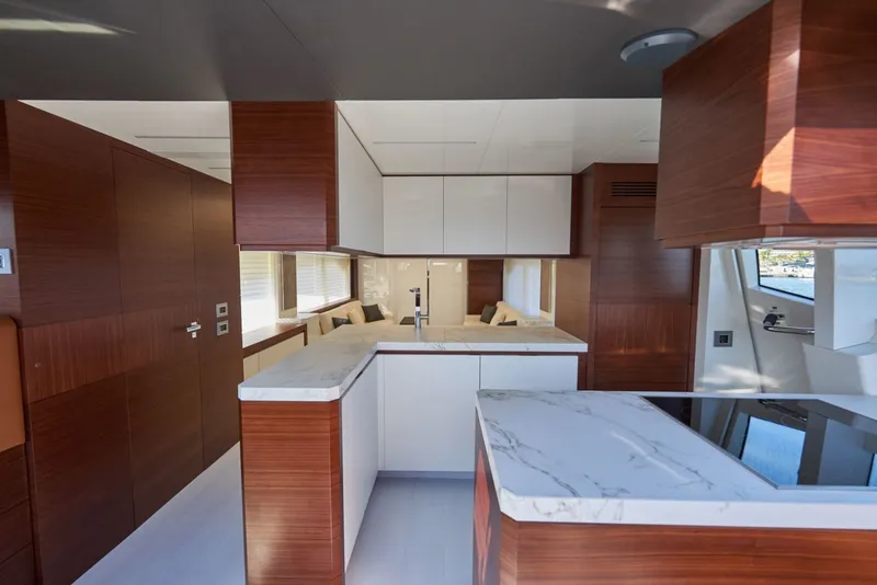 Slide: The Image of Astondoa 80 Flybridge 2020 - 1484816