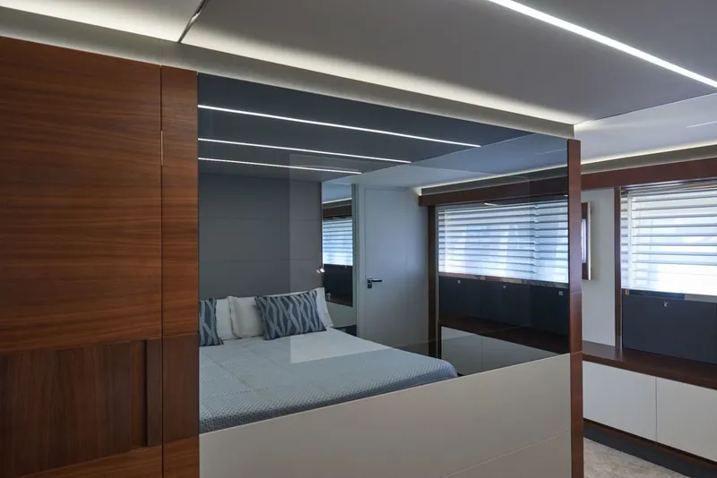 Slide: The Image of Astondoa 80 Flybridge 2020 - 1484831