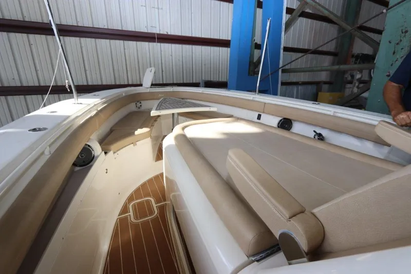 Slide: The Image of Scout 345 CC 2012 - 1487579