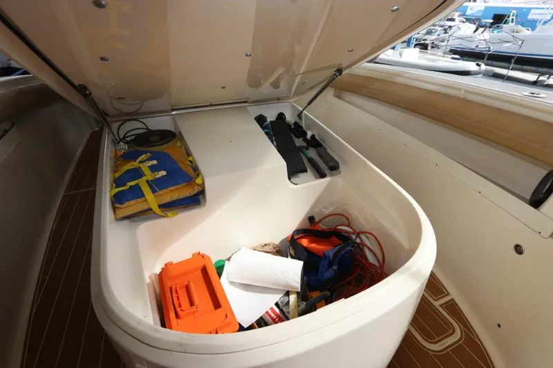 Slide: The Image of Scout 345 CC 2012 - 1487583