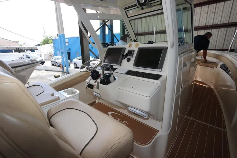 Slide: The Image of Scout 345 CC 2012 - 1487587