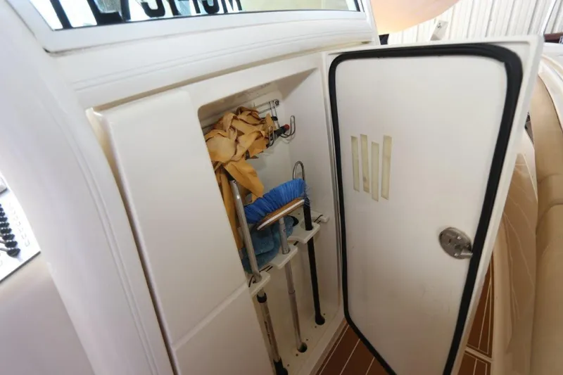 Slide: The Image of Scout 345 CC 2012 - 1487599