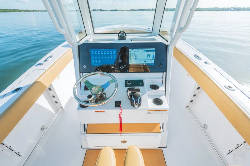 Slide: The Image of Sportsman 261 Heritage - 14