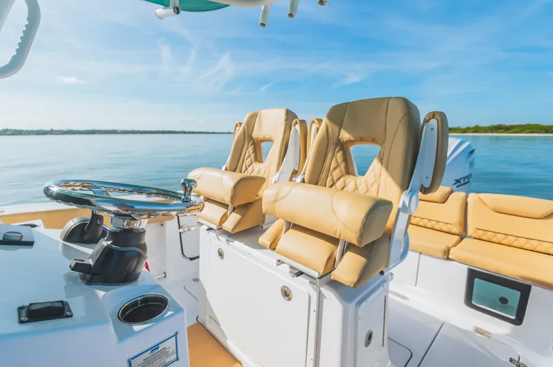 Slide: The Image of Sportsman 261 Heritage - 12
