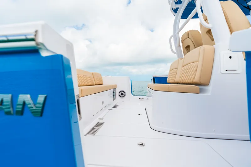 Slide: The Image of Sportsman 321 Heritage - 21
