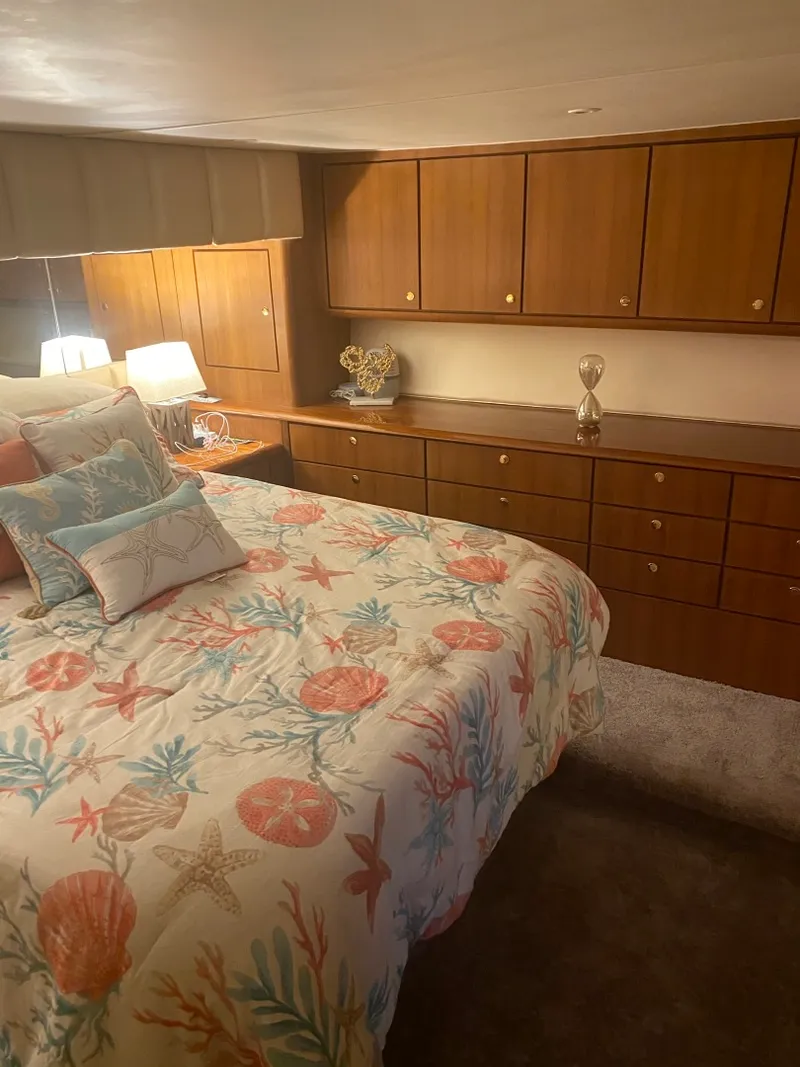 Slide: The Image of Ocean Yachts Super Sport 1997 - 1489717