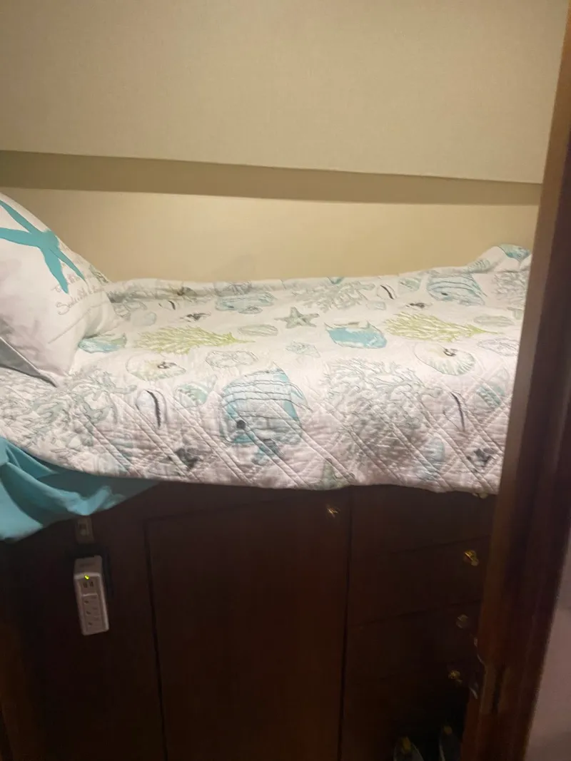 Slide: The Image of Ocean Yachts Super Sport 1997 - 1489723