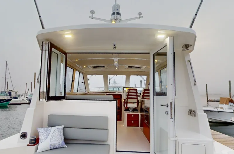 Slide: The Image of North Coast 415HT Cruise - 4